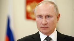 Vladimir Putin Disuntik Vaksin Covid-19 Buatan Rusia, Jenisnya Dirahasiakan
