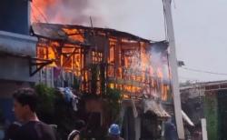 Kebakaran Rumah di Cengkareng Selasa Siang, Diduga akibat Korsleting Kipas Angin<