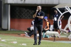 Roca Respons Isu Maringa Keluar dari Arema FC karena Trauma Tragedi Kanjuruhan: Dia Masih di Sini!