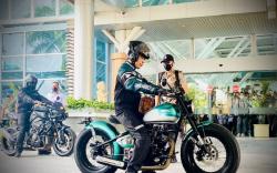 Berwarna Hijau Metalik dan Perak, Ini Penampakan Motor Sport yang Ditunggangi Jokowi di Mandalika