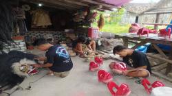 Sepi Job saat Pandemi, Group Seni Barong di Blora Ini Banting Setir Jadi Perajin <