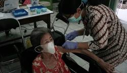  Kota Jogja Siap Lakukan Vaksinasi Booster untuk Lansia, tapi...<