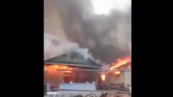 Bentrok Warga di Pulau Haruku, 3 Tewas 2 Luka dan Belasan Rumah Dibakar