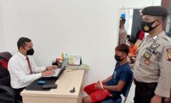 Dobrak Pintu Kamar, Orang Tua di Sekadau Pergoki Anak Gadisnya Dicabuli Pemuda