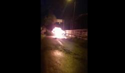 Mobil Rombongan Wisatawan Jolotundo Meletus dan Terbakar, Ini Kronologinya  