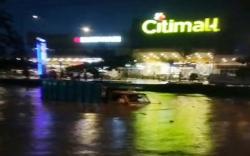   Baturaja OKU Banjir usai Hujan Lebat, Ketinggian Air Capai 1 Meter<