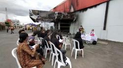 Misa Arwah Umat Katolik Digelar di Depan Klub Malam Double O, Doakan 17 Korban Pembakaran