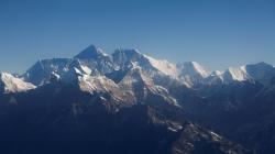 Es Gunung Everest Menyusut Drastis Hanya dalam 25 Tahun, Ini Penyebabnya 