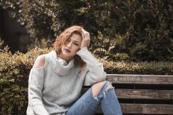 Boyish dan Stylish, Simak Inspirasi OOTD Ripped Jeans Berikut Ini!