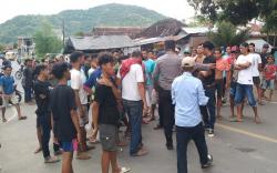 Calon Pengantin Pria Kabur, Keluarga Mempelai Perempuan Ngamuk Blokade Jalan