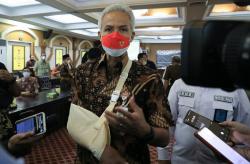 5 Berita Terpopuler Hari Ini: Pelapor Kasus Dugaan Korupsi Jadi Tersangka hingga Aturan Pengeras Suara Masjid