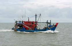 KKP Tangkap Kapal Pencuri Ikan Berbendera Malaysia di Selat Malaka