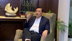 Luhut Komentari Viral Teleponan saat Jokowi Pidato: Orang Bisa Bilang Ini Itu karena Tak Paham Prosesnya 
