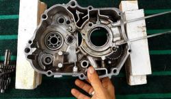 Cara Bongkar Pasang Mesin Motor, Berikut Peralatan Harus Disiapkan dan Urutannya
