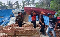 Puting Beliung Terjang Musi Rawas, Puluhan Rumah Rusak 7 Warga Terluka<