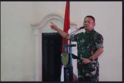 Pesan KSAD Dudung ke Dansat di Palembang : Pemimpin Hebat yang Dicintai dan Mencintai Anak Buah<
