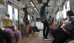 Jadwal KRL Jakarta-Bogor Malam Hari Dikeluhkan, Calon Penumpang Harus Menunggu 1,5 Jam