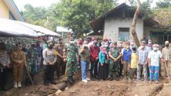 TNI Bangun Sarana Air Bersih untuk Warga Desa Binangun Kota Banjar<