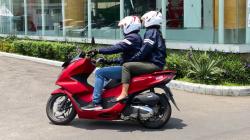 Simak, Ini Tips Berboncengan yang Perlu Diperhatikan saat Berkendara 