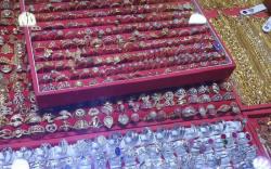  Mau Beli Perhiasan? Segini Harga Emas per Suku di Palembang 