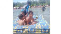 Heroik, Prajurit TNI AL Selamatkan 3 Bocah Hanyut Terbawa Arus di Pantai Alam Indah Tegal<
