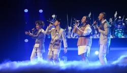 Penampilan 2nd Chance Buka Gala Live Show 8 X Factor