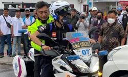 Kocak, Murid Rossi Pinjam Motor Polisi Gara-Gara Nyaris Ketinggalan Pesawat 