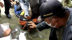  Terjaring Razia PGOT, Gelandangan Ini Ngamuk hingga Gigit Petugas Satpol PP