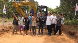 Perindo Perbaiki Jalan Rusak di Bangka, Warga: Kami Harap Tetap Merakyat dan Terus Berbuat untuk Rakyat