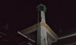 Tugu Religi Kendari Retak akibat Gempa Bumi Magnitudo 5,2, Puing Tembok Berserakan