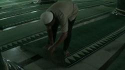 Persiapan Jelang Ramadan, Karpet Mulai Dipasang di Masjid Agung Kauman Semarang