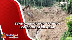 Evakuasi Warga Korban Longsor di Cilacap