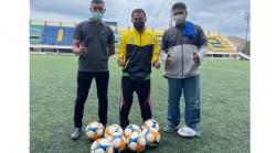 FIFA Mobile Bangun Komunitas Suporter Bola lewat Aksi Sosial di Semarang