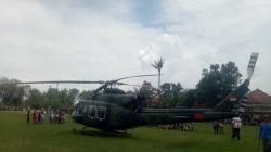 Helikopter TNI AD Mendarat Darurat di Indramayu Diduga akibat Gangguan Hydraulic, 4 Kru Selamat<