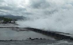 Peringatan Dini BMKG, Waga Diminta Waspada Angin Kencang dan Gelombang 9 Meter di Natuna