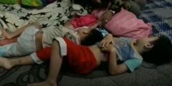 Cerita Pilu 2 Bocah Telantar Ditinggal Ibu Nikah Lagi, Ayah Dipenjara dan Nenek Stroke