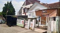 Ibu dan 2 Anak Ditemukan Tewas dalam Rumah di Garut Gegerkan Warga, Diduga Bunuh Diri<