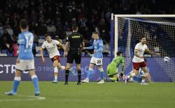 Hasil Napoli Vs AS Roma: Gol El Sharawy Kubur Mimpi Il Partenopei Naik ke 2 Besar