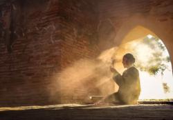 Niat Sholat Lailatul Qadar Lengkap dengan Tata Cara dan Urutannya