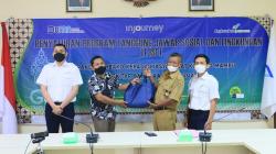 Bandara Adi Soemarmo Solo Salurkan Ratusan Paket Sembako ke Warga<