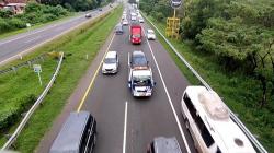 H-4 Lebaran 2022, Puncak Arus Mudik Mulai Terjadi, Tol Palikanci Dipadati Ribuan Kendaraan<
