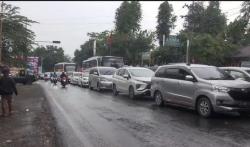 Penampakan Antrean Panjang Ribuan Kendaraan Tujuan Jakarta di Jalan Lingkar Bumiayu
