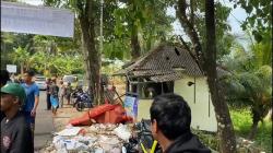 Warga Unjuk Rasa dan Rusak Pos Retribusi Pantai Ujunggenteng, Ini Kata Kadispar Sukabumi 