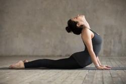 Ragu Mendalami Olahraga Yoga? Simak Tips Berikut!