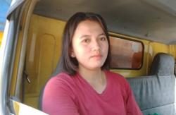 Sopir Cantik Truk Batubara yang Viral Ingin Wujudkan Mimpi Jadi Pramugari