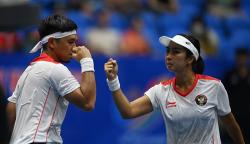 Petenis Ganda Campuran Indonesia Raih Medali Emas SEA Games
