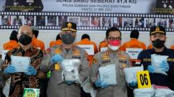 Tangkapan Terbesar Kasus Narkoba di Sumbar: 41,4 Kg Sabu Disita, 8 Tersangka Diamankan