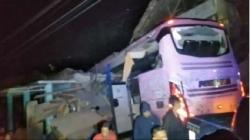 Bus Tabrak 3 Rumah dan 4 Kendaraan di Panjalu Ciamis, Polisi Sebut 3 Tewas<