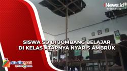 Miris! Siswa SD di Jombang Belajar di Kelas yang Atapnya Nyaris Ambruk
