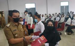 Sempat Terbakar, SK CPNS dan PPPK Kapuas Hulu Akhirnya Dibagikan Kepada 105 Orang